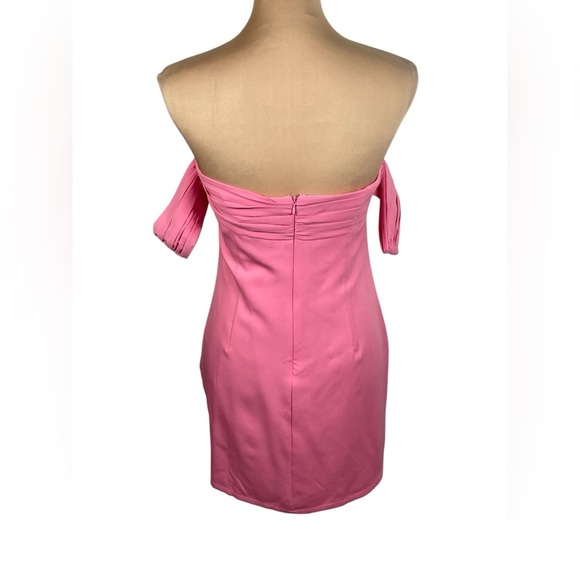 SELFIE LESLIE Kassie Off-Shoulder Mini‎ Dress Sweet
Pink BWT Large - Picture 4 of 11